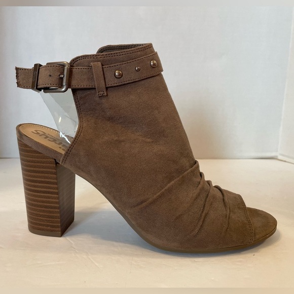 Circus By Sam Edelman Crunched Faux Suede Peep Toe Block Heel Booties Size 9 1/2 - Picture 3 of 10